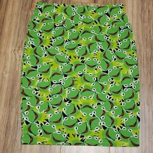 Xl LLR Disney Kermit cassie